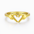 Load image into Gallery viewer, Bague pour fille en or sur fond blanc
