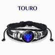 Load image into Gallery viewer, Bracelete do Espírito de Touro do Zodíaco em um fundo branco.
